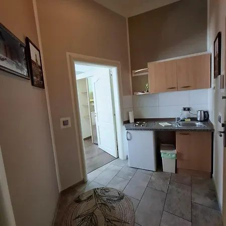Apartament In Der Jahnallee 20 Waldplatzpalais Lipsk