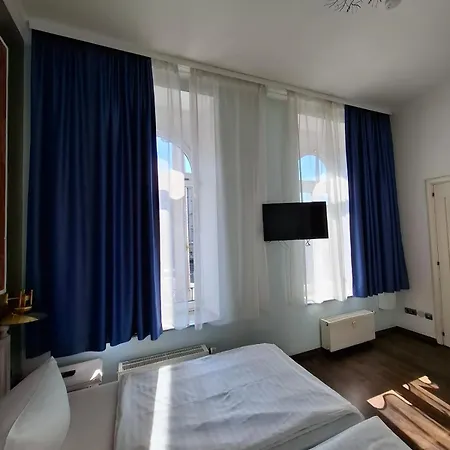 In Der Jahnallee 20 Waldplatzpalais Lipsk