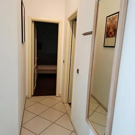 Apartament In Der Jahnallee 20 Waldplatzpalais Lipsk