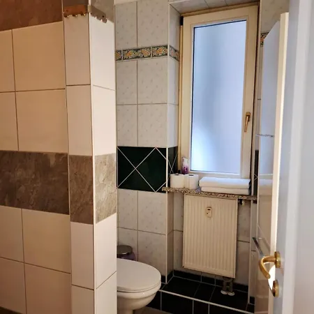 In Der Jahnallee 20 Waldplatzpalais *