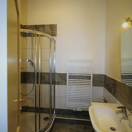 In Der Jahnallee 20 Waldplatzpalais Daire *