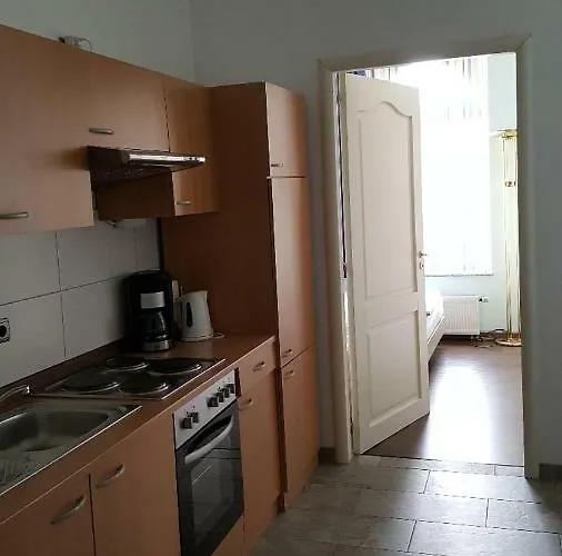 In Der Jahnallee 20 Waldplatzpalais Апартаменты *